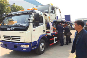 迎江区汽车道路救援拖车价格
